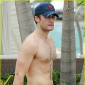 Matthew Morrison - List pictures