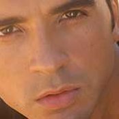 Luis Fonsi - List pictures