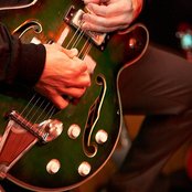 The Blind Shake - List pictures