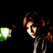 Holly Brook - List pictures