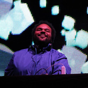 Carlos Jean - List pictures