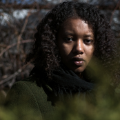 Mirel Wagner - List pictures