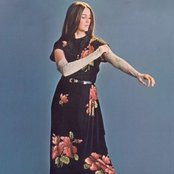 Emmylou Harris - List pictures