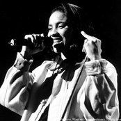 Mc Lyte - List pictures