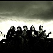 People In Planes - List pictures