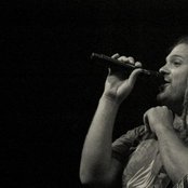 Dominic Balli - List pictures