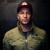 Tom Morello - List pictures