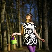 Yelle - List pictures