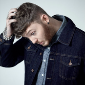 James Arthur - List pictures