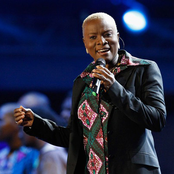 Angelique Kidjo - List pictures