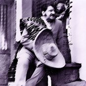 Jose Alfredo Jimenez - List pictures