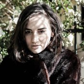 Meg Mac - List pictures