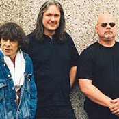 Budgie - List pictures