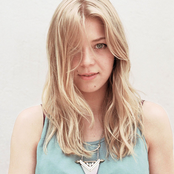 Becky Hill - List pictures