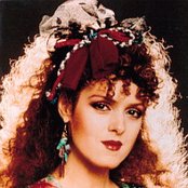 Bernadette Peters - List pictures
