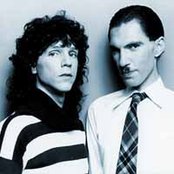 Sparks - List pictures
