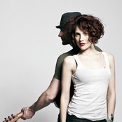 Ash Koley - List pictures