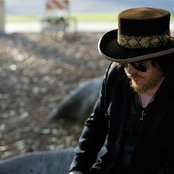 Zucchero Fornaciari - List pictures