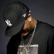 Skyzoo - List pictures