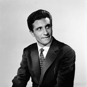 Gilbert Becaud - List pictures