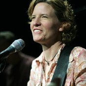 Catie Curtis - List pictures