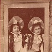 Evelyn Evelyn - List pictures