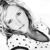 Maria Arredondo - List pictures