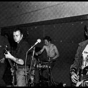 Crisis - List pictures