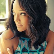 Mickey Guyton - List pictures