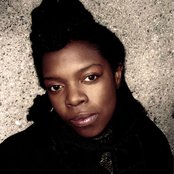 Jhelisa - List pictures