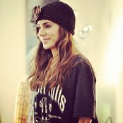 Mia Rose - List pictures