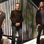 Them Crooked Vultures - List pictures