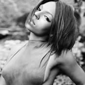 Ashanti - List pictures
