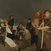 The Coral - List pictures