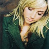 Ashley Monroe - List pictures
