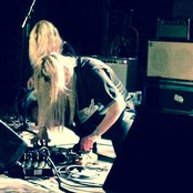 No Joy - List pictures