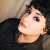 Kelly Hogan - List pictures