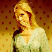 Donna Lewis - List pictures