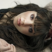 Vanessa Hudgens - List pictures