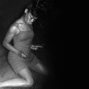 Sugar Pie Desanto - List pictures