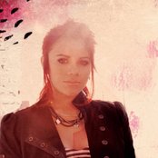 Allison Iraheta - List pictures