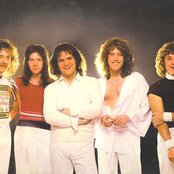 Ian Thomas - List pictures