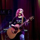 Nancy Wilson - List pictures