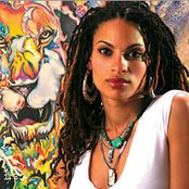 Goapele - List pictures