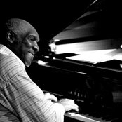 Harold Mabern - List pictures