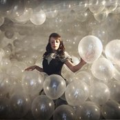 Rosi Golan - List pictures