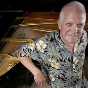 Dennis Mccarthy - List pictures