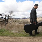 Chuck Ragan - List pictures