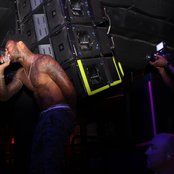 Deniro Farrar - List pictures