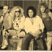 Black 'n Blue - List pictures